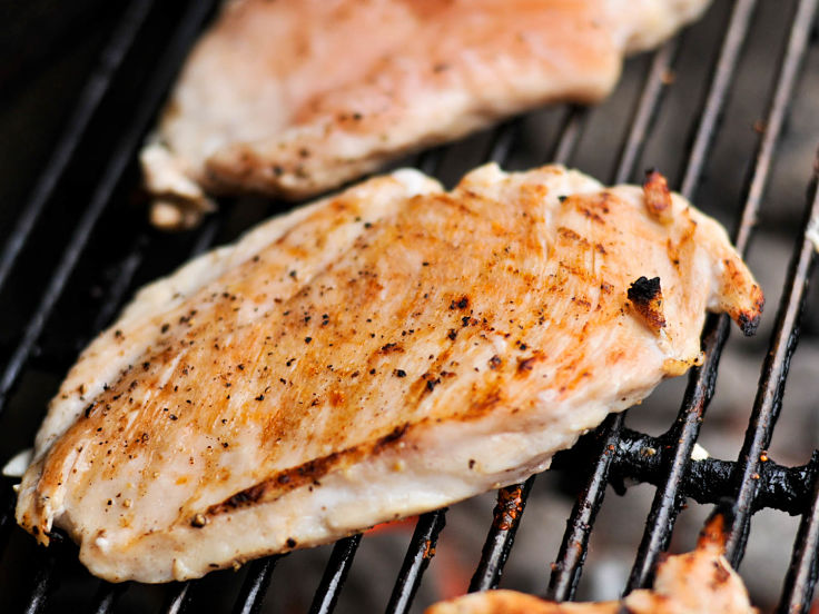 The Best Juicy Grilled Boneless, Skinless Chicken Breasts Recipe - see the great BBQ guide and Tips here