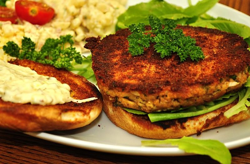 Salmon patties can be served on their own or in buns or sandwiches