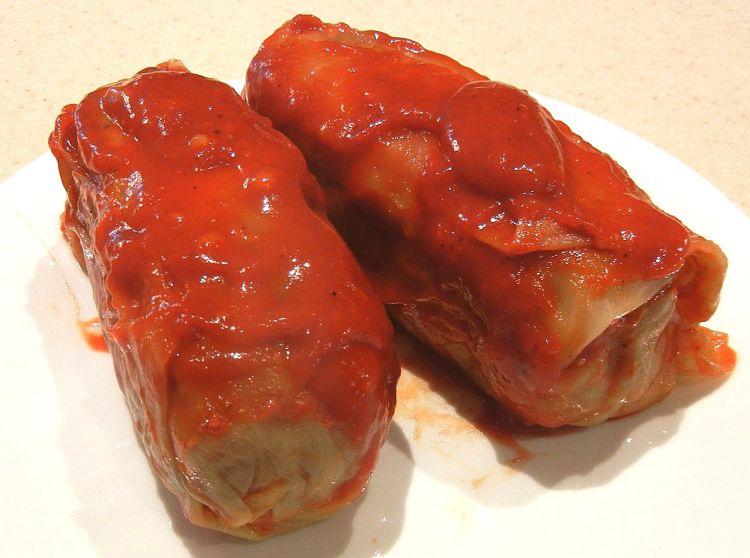 Add a delightful sauce to add to the appeal of stuffed cabbage rolls for the entire family