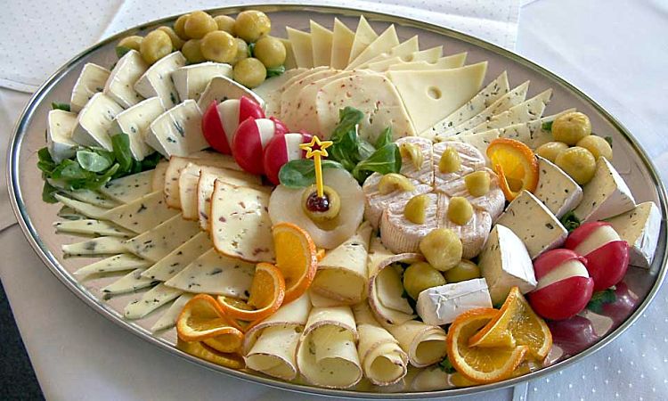 Presentation and fabulous cheese are the key to wonderful cheese platters