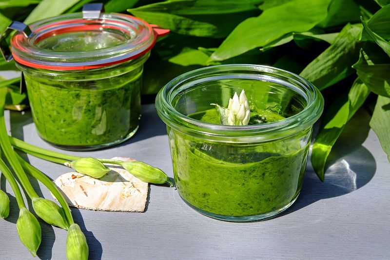Use your frozen garlic to make pesto and other side serves and sauces