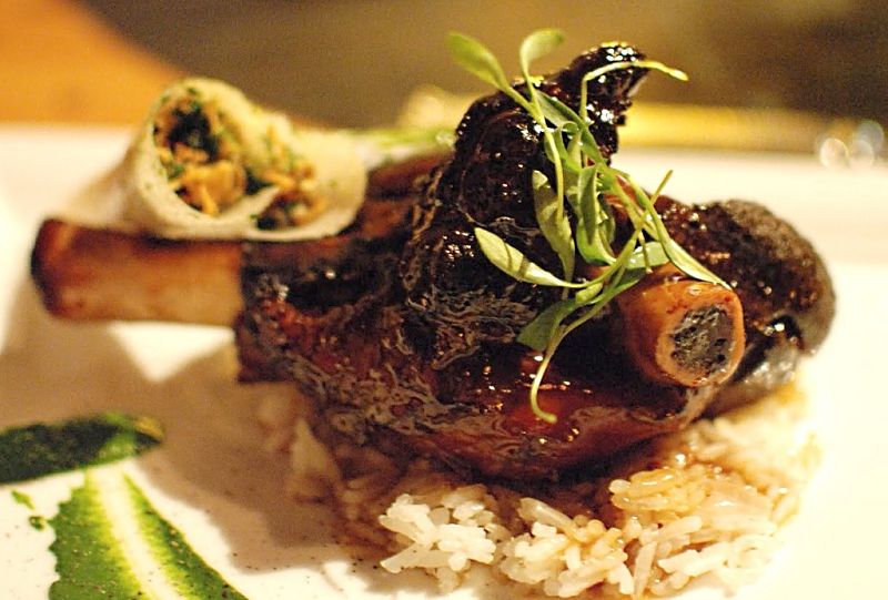 Lamb shanks is a delightful way of enjoying lamb. Try this spicy recipe with ginger, tomatoes and spices served over steamed rice.