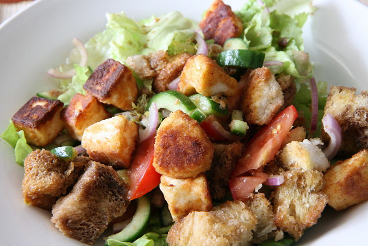 Delicious Tuscan Panzanella Salad made with bread, tomatoes, basil and a dressing