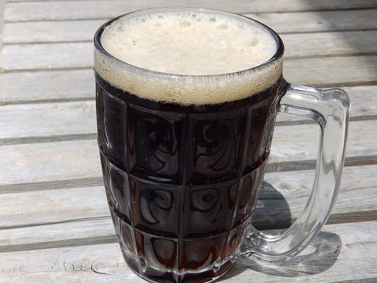 Discover how to make root beer at home with this simple easy guide and recipes.