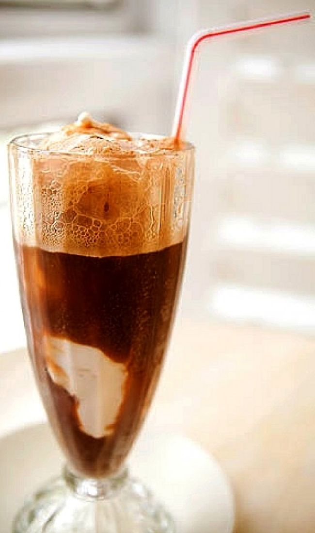 Fresh homemade root beer can be used to make a wide range of delicious and refreshing drinks