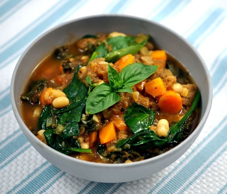 Ribollita Soup is a delight as a snack, a simple lunch or a main meal with extra bread. See the grest recipes in this article