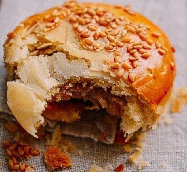Savory Pork Suzhou Mooncakes Recipe - Image 1