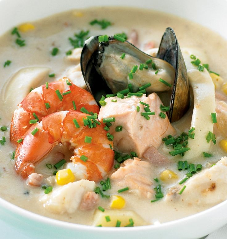 Mixed Seafood chowder recipe with prawns, mussels, fish and scallops. A fabulous dish that is easy to prepare. See the great chowder recipes in this article