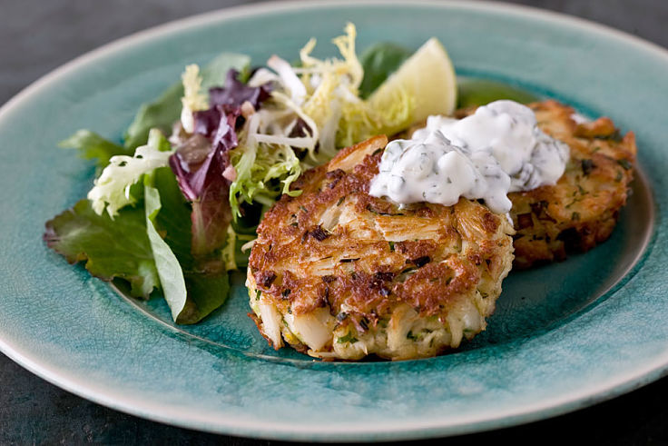 Crab cakes with homemade tartar sauce - see the recipes here