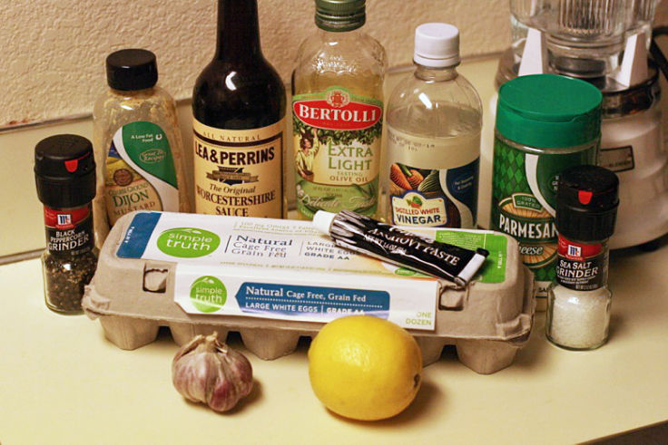 Some of the great variety or salad dressings that you can make at home