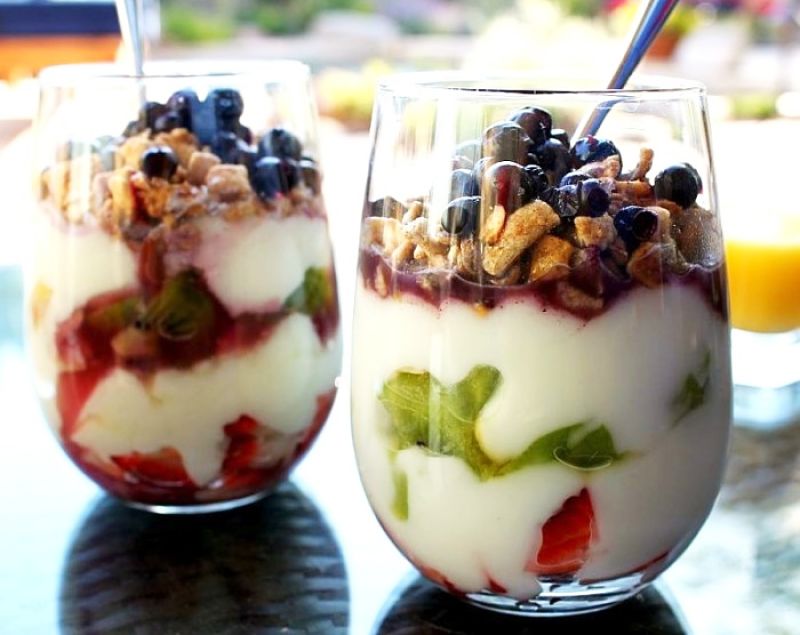 Yogurt goes so well with fresh fruit