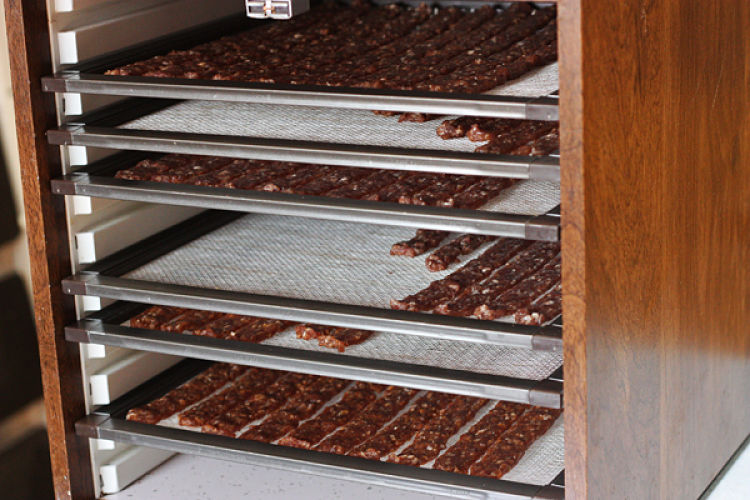 Jerky strips in the drier cabinet.