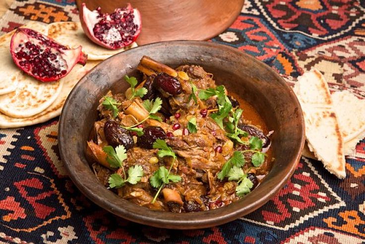 Lamb Shank Tagine With Dates is a great variation to the fabulous recipe provided in this article