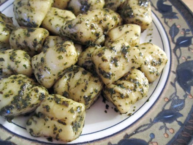 Gnocchi with pesto sauce